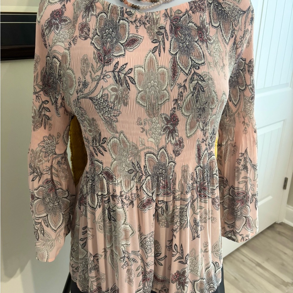 Spense Pink Floral Blouse